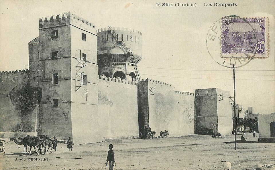 Sfax — subscription and membership platforms for local businesses