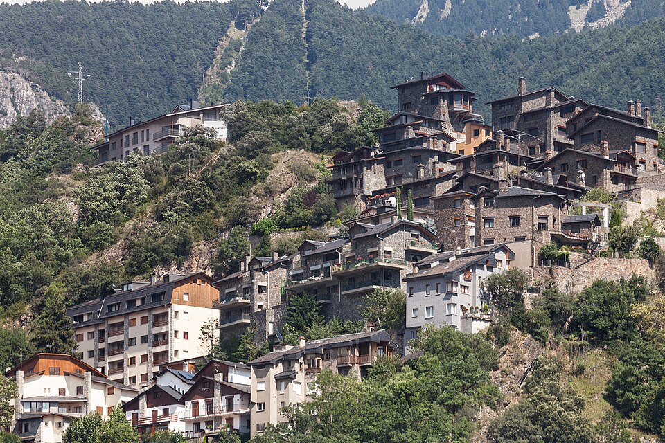 Escaldes-Engordany — local market for mobile commerce apps