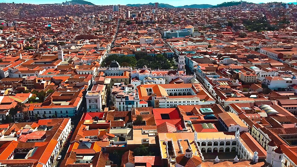 Sucre — local market for online stores