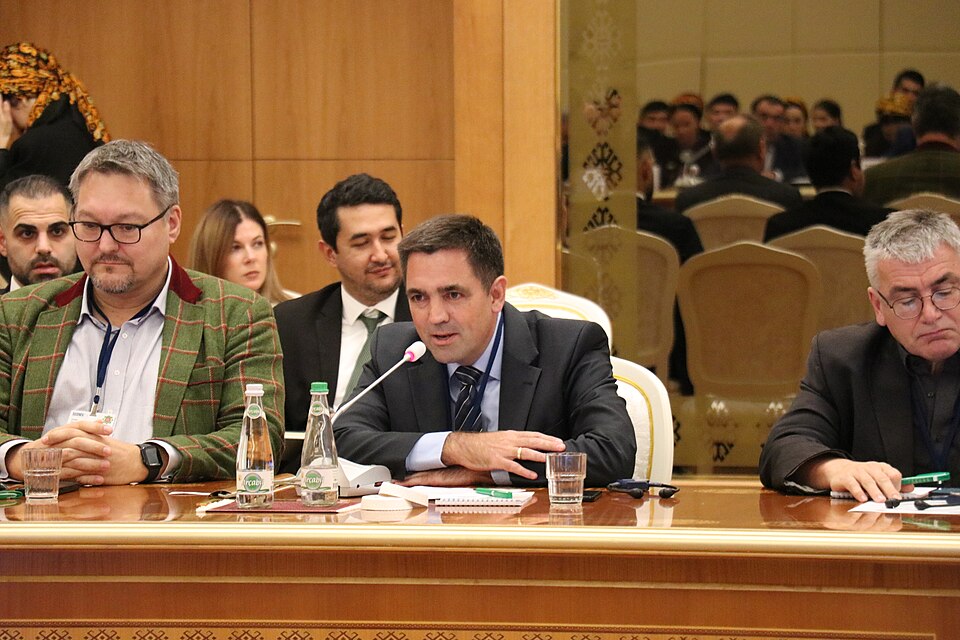 Ashgabat — B2B and wholesale portals for local businesses