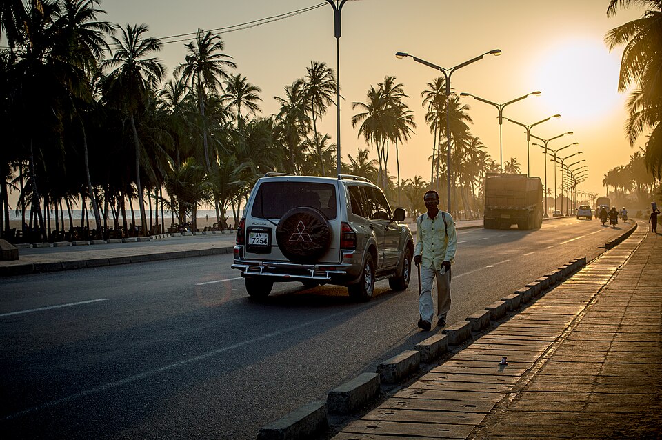 Lomé — local market for B2B and wholesale portals