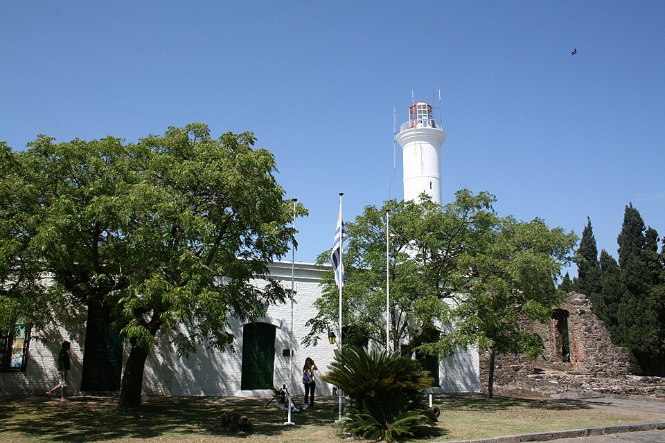 Colonia del Sacramento — B2B and wholesale portals for local businesses