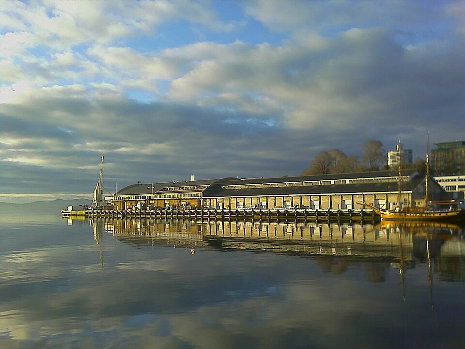 Hobart — B2B and wholesale portals for local businesses