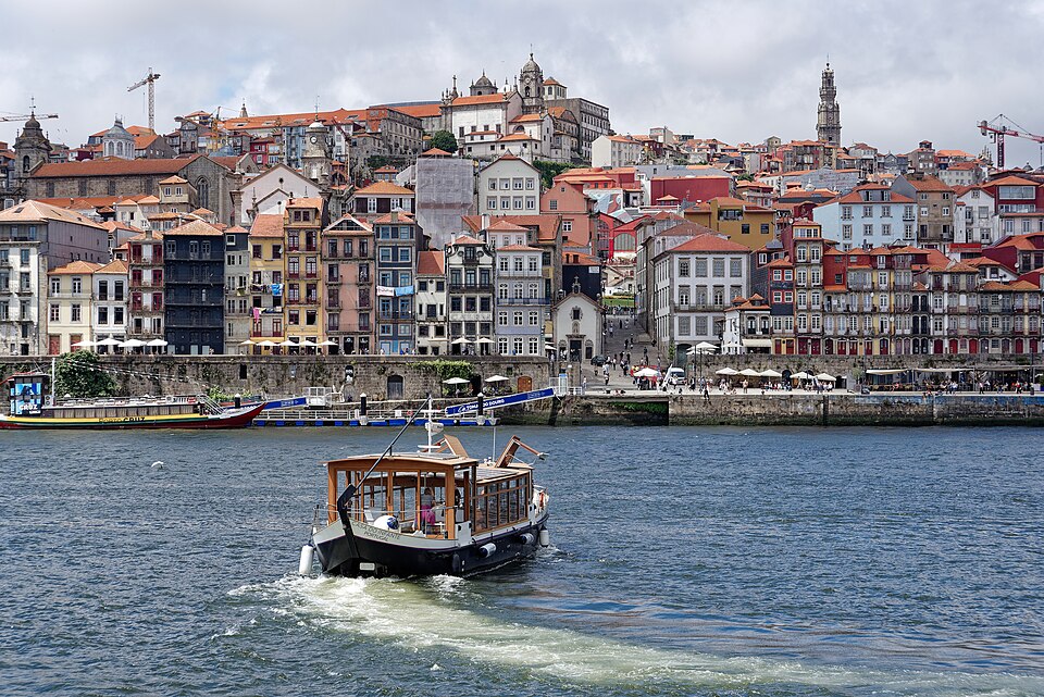 Porto — online stores for local businesses
