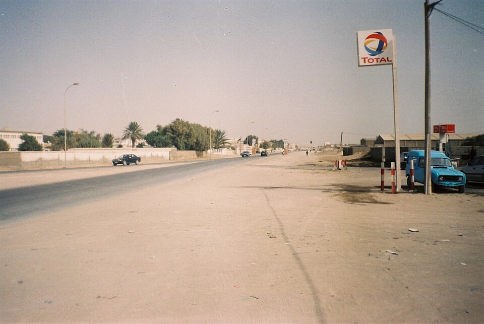 Nouadhibou — local market for custom e-commerce platforms