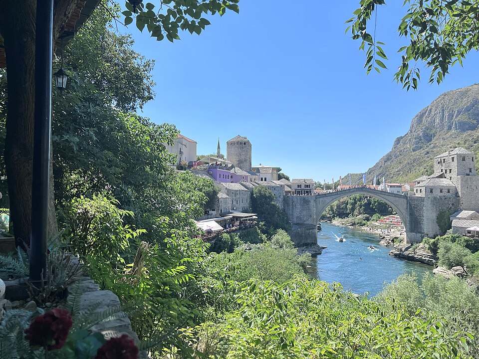 Mostar — online stores for local businesses