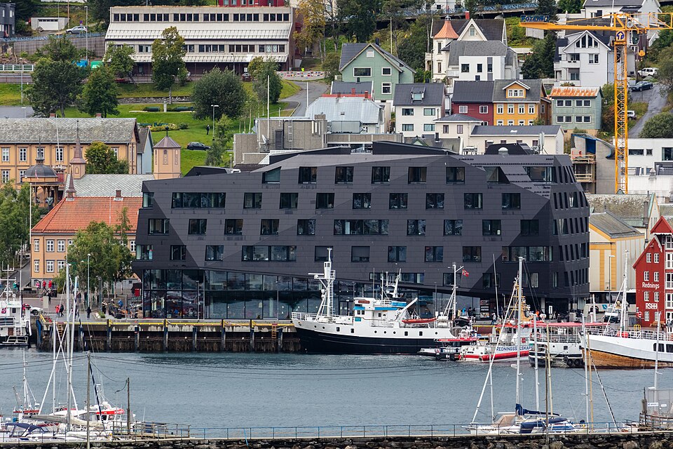 Tromsø — local market for international and multi-region stores