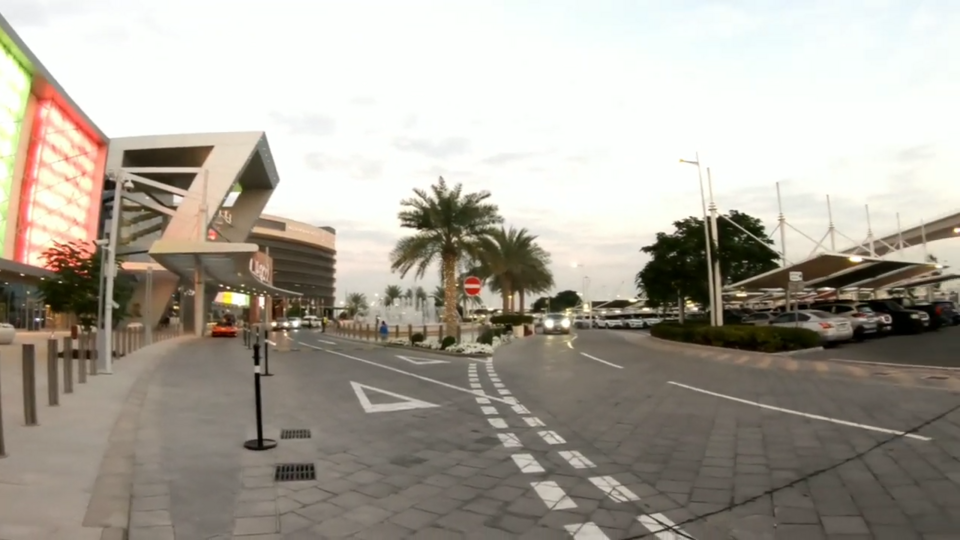 Qatar — international and multi-region stores for local businesses