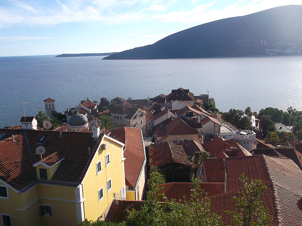 Herceg Novi — multi-vendor marketplaces for local businesses