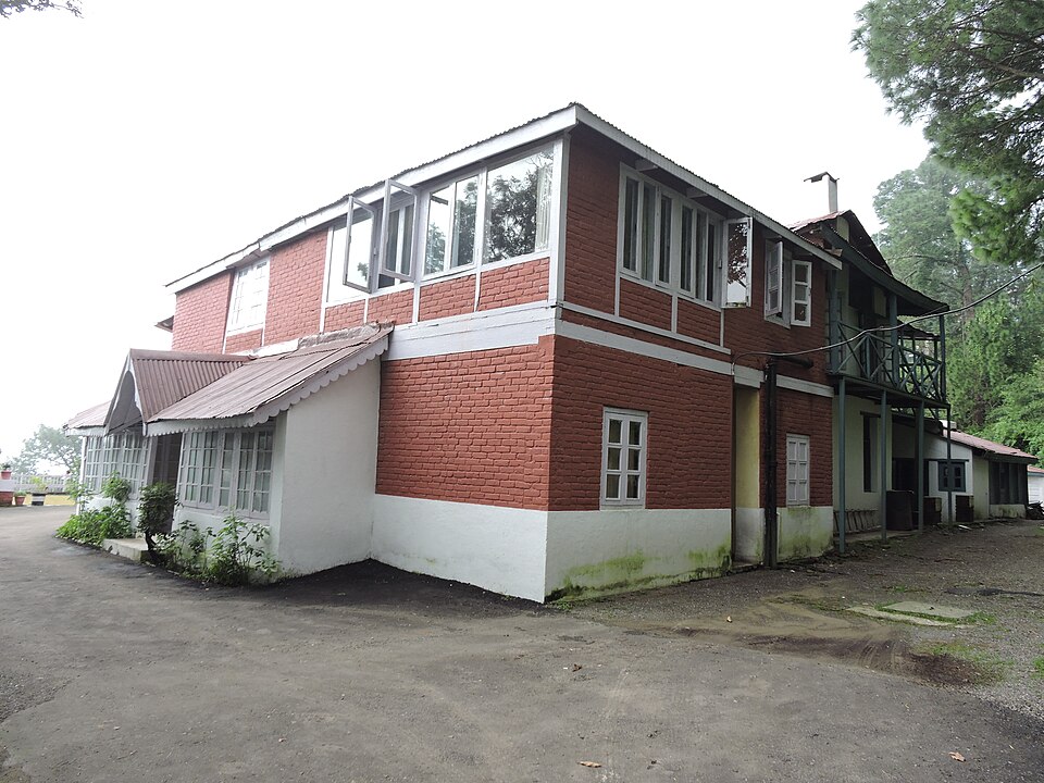 Kasauli — international and multi-region stores for local businesses