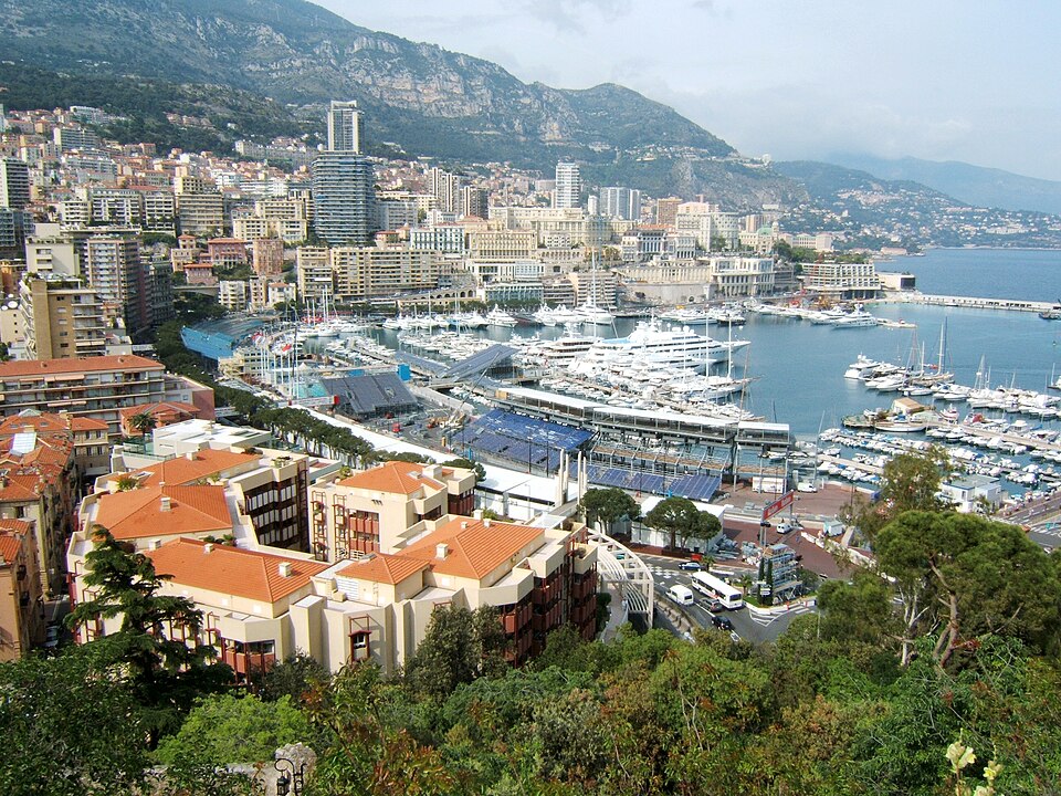 Monte Carlo — multi-vendor marketplaces for local businesses