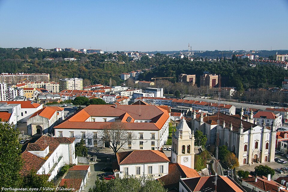 Leiria — local market for subscription and membership platforms