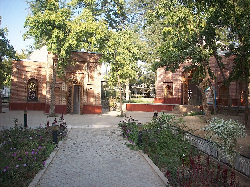 Kulob — local market for manufacturer and distributor portals