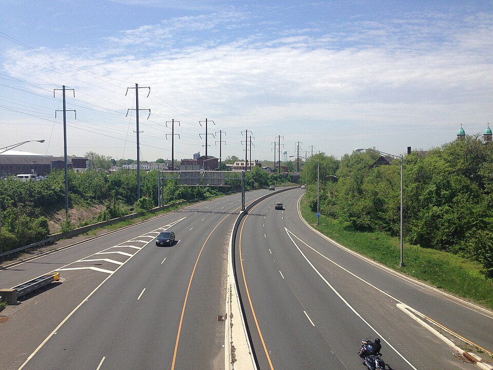 Trenton — B2B and wholesale portals for local businesses