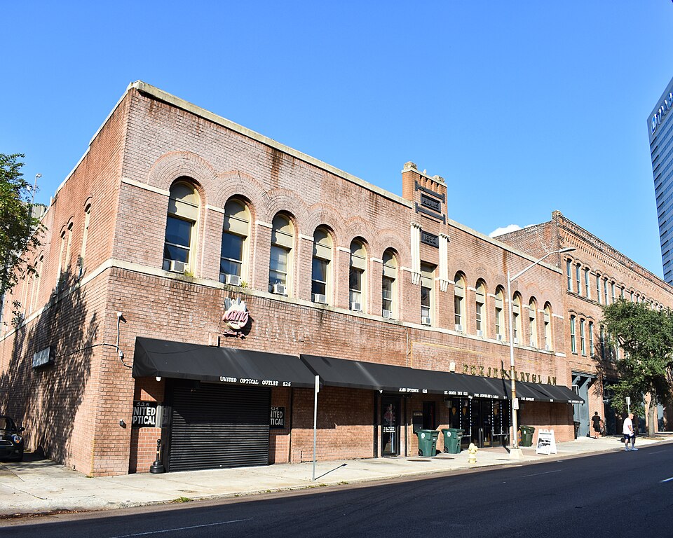 Jacksonville — local market for custom e-commerce platforms