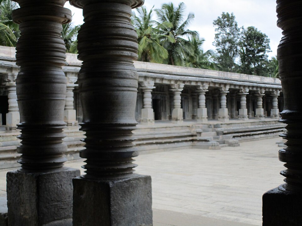 Mandya — manufacturer and distributor portals for local businesses