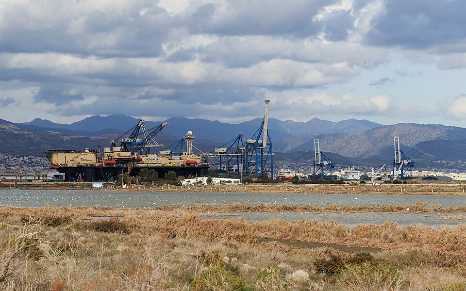 Limassol — manufacturer and distributor portals for local businesses