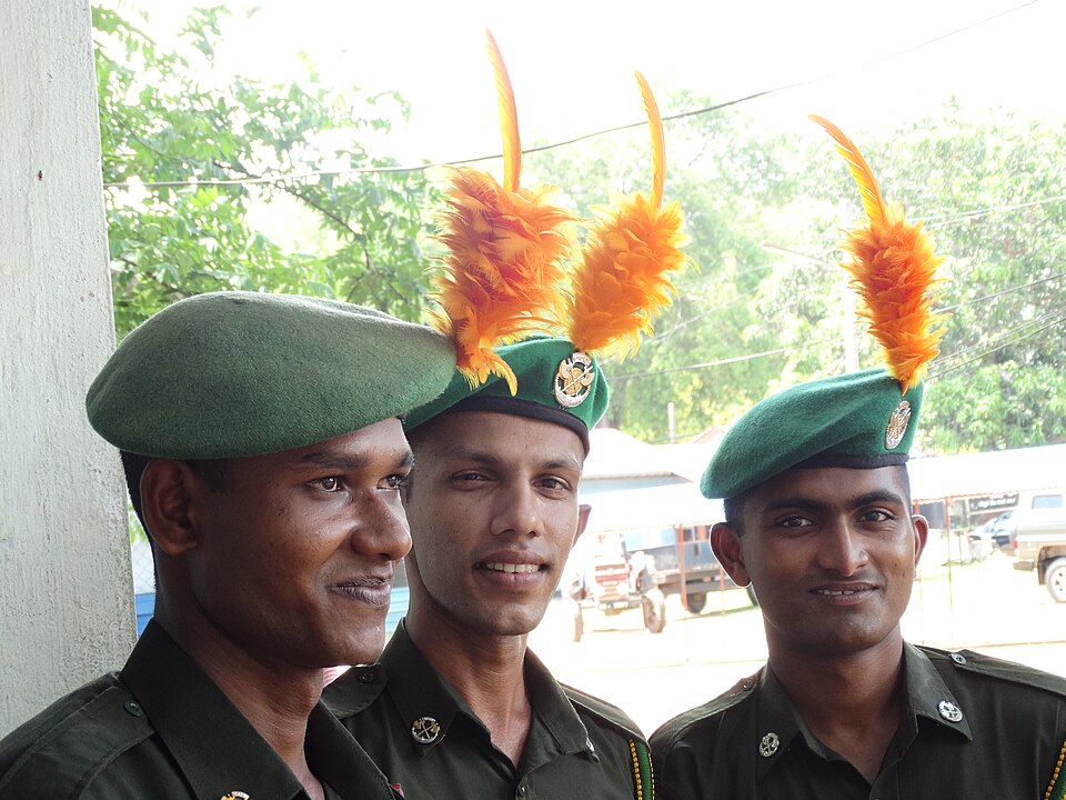 Anuradhapura — manufacturer and distributor portals for local businesses