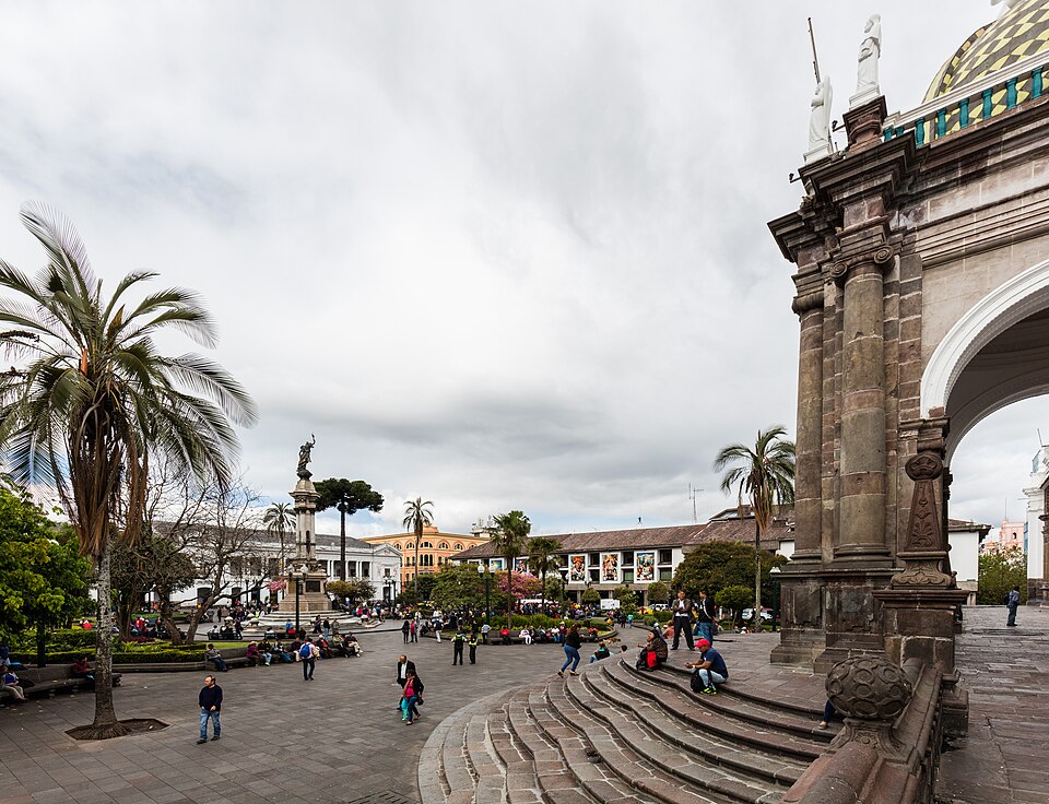 Quito — multi-vendor marketplaces for local businesses