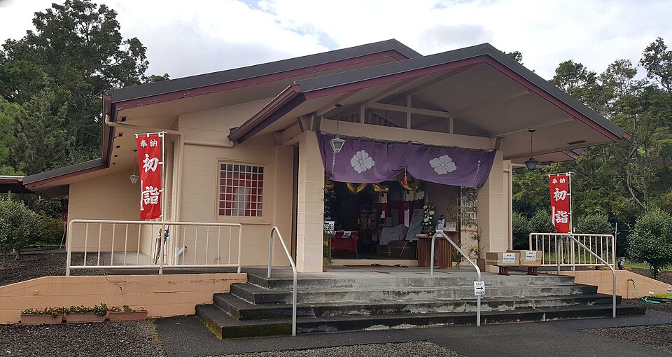 Hilo — local market for manufacturer and distributor portals