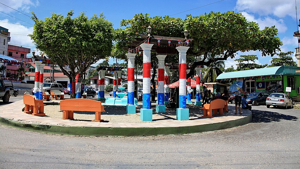 San Ignacio — manufacturer and distributor portals for local businesses