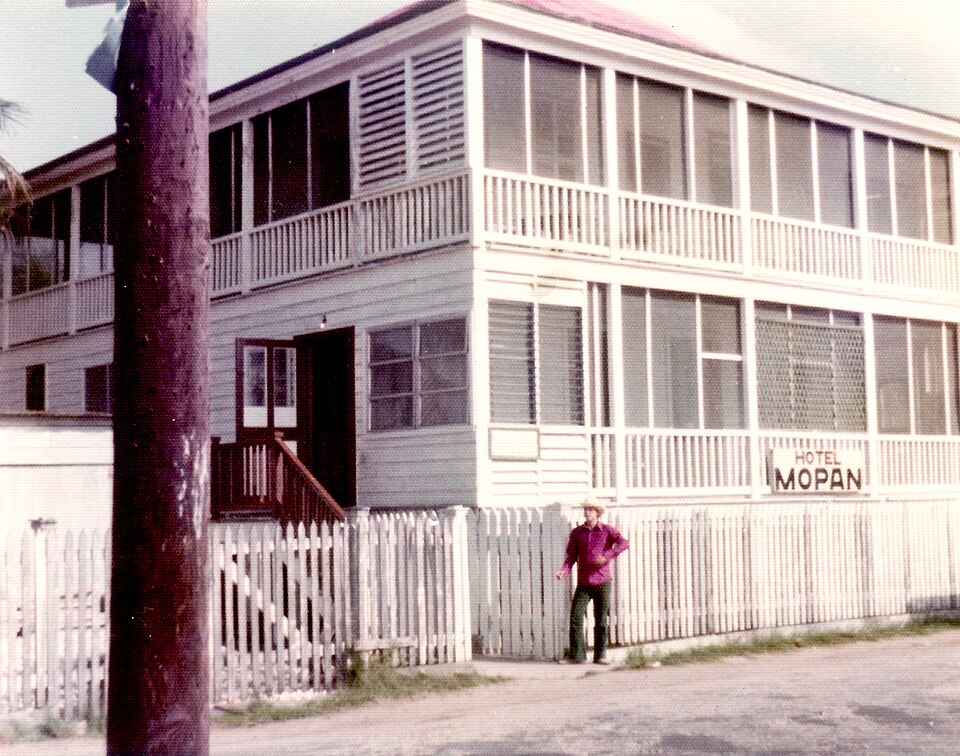 Belize City — manufacturer and distributor portals for local businesses