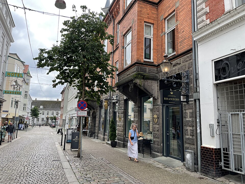 Randers — multi-vendor marketplaces for local businesses