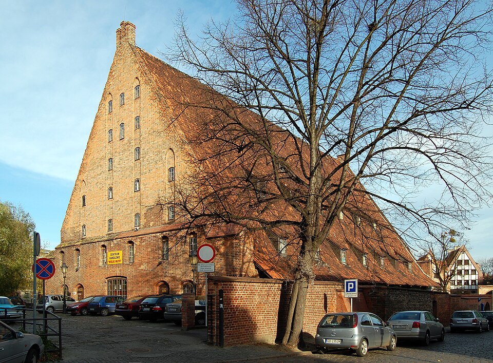 Gdańsk — local market for service booking platforms
