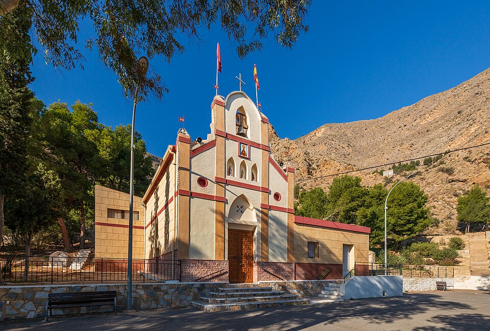 Alicante — international and multi-region stores for local businesses