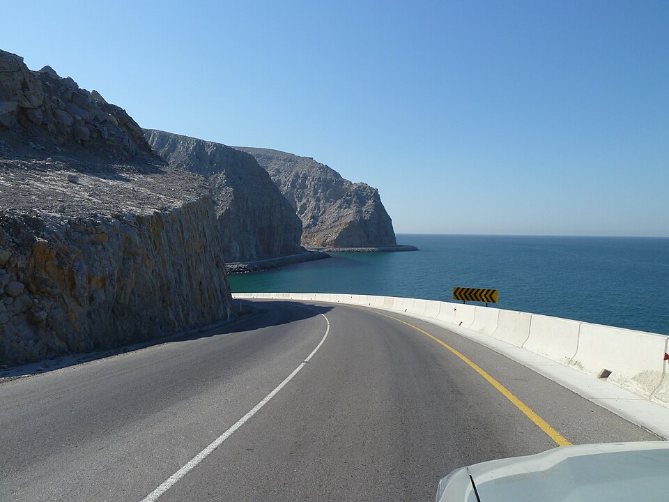 Khasab — local market for international and multi-region stores