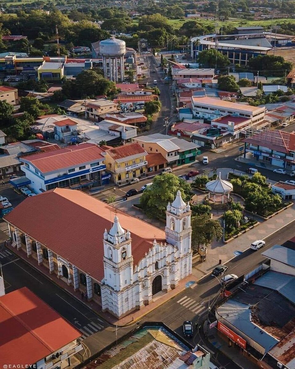Chitré — local market for online stores
