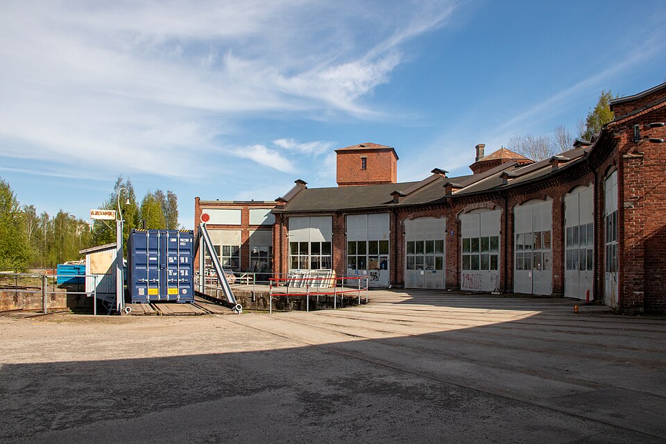 Pori — manufacturer and distributor portals for local businesses