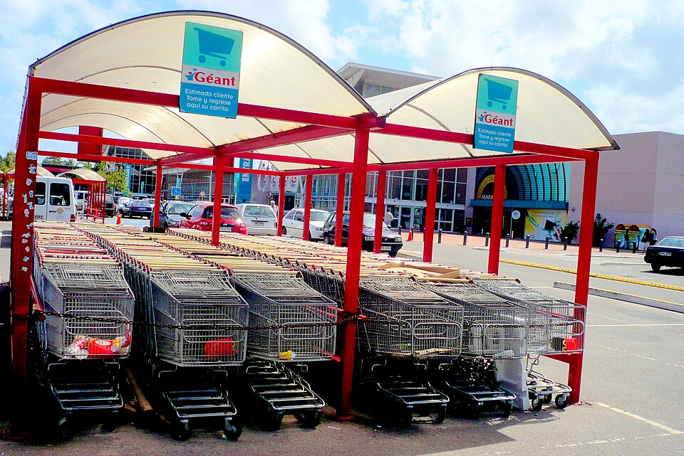 Ciudad de la Costa — multi-vendor marketplaces for local businesses