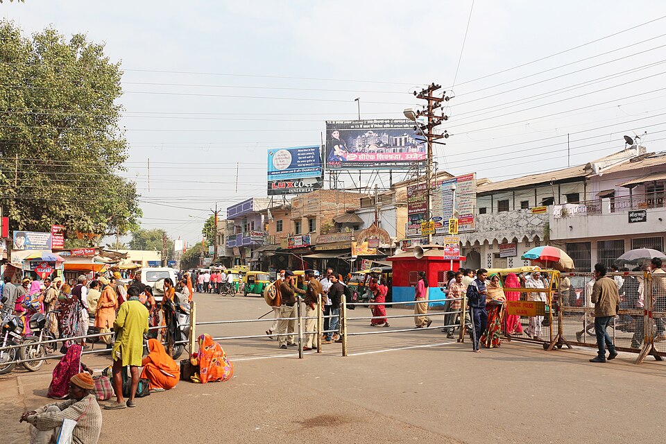 Ujjain — service booking platforms for local businesses