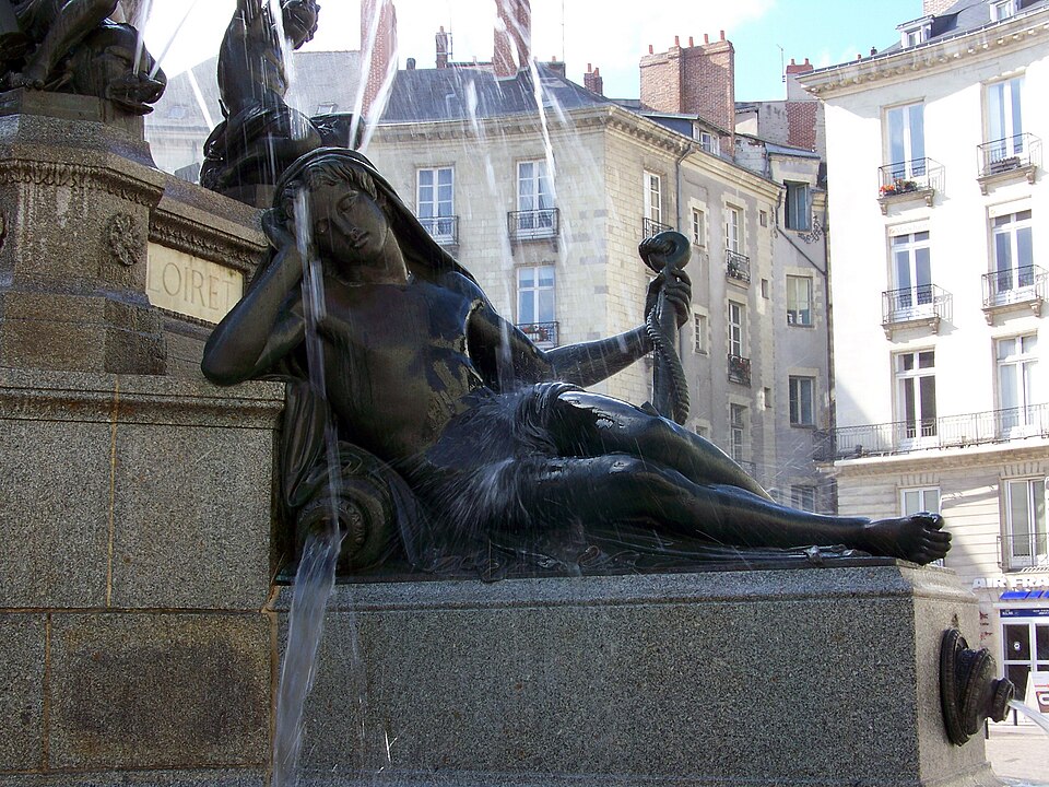 Nantes — international and multi-region stores for local businesses