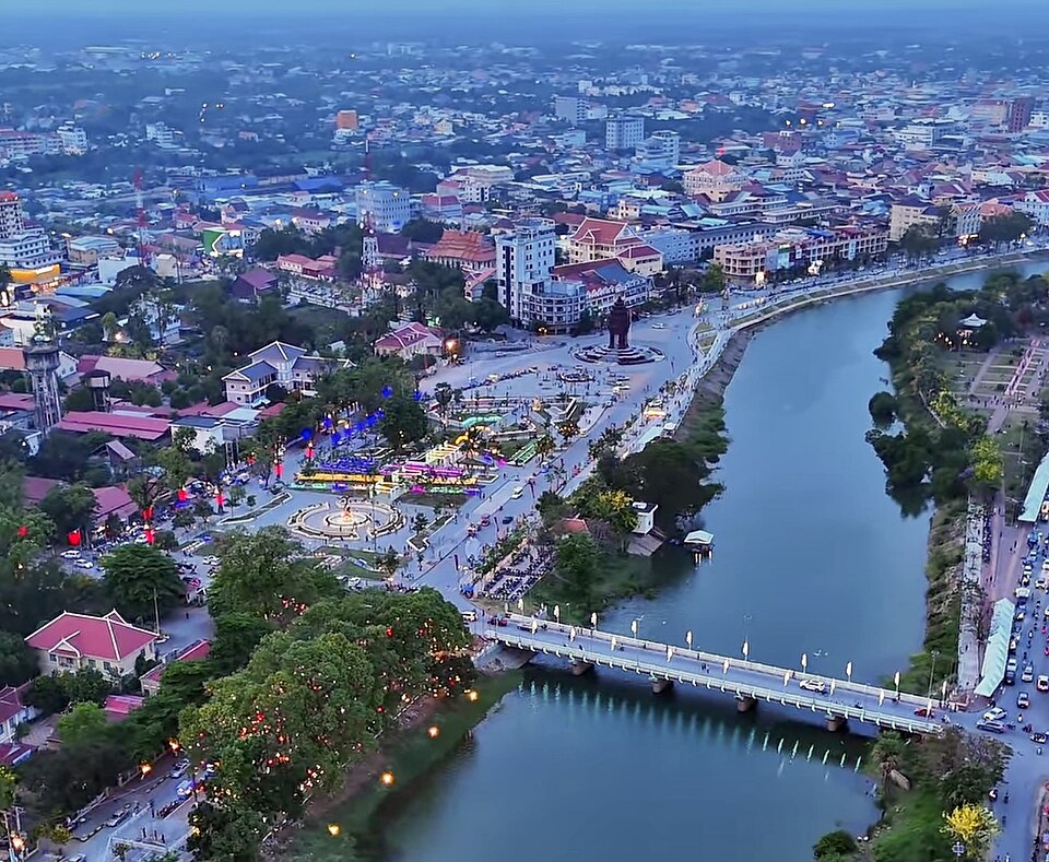 Battambang — local market for online stores
