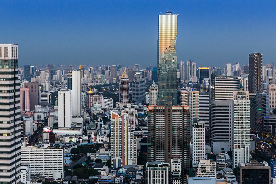 Bangkok — local market for online stores