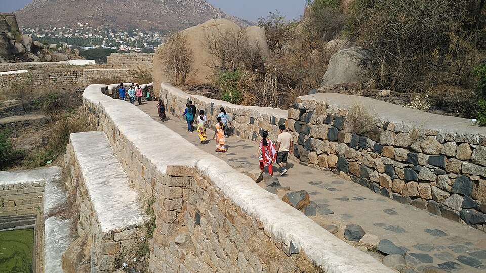 Chitradurga — subscription and membership platforms for local businesses