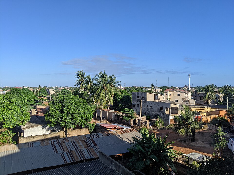 Lomé — multi-vendor marketplaces for local businesses