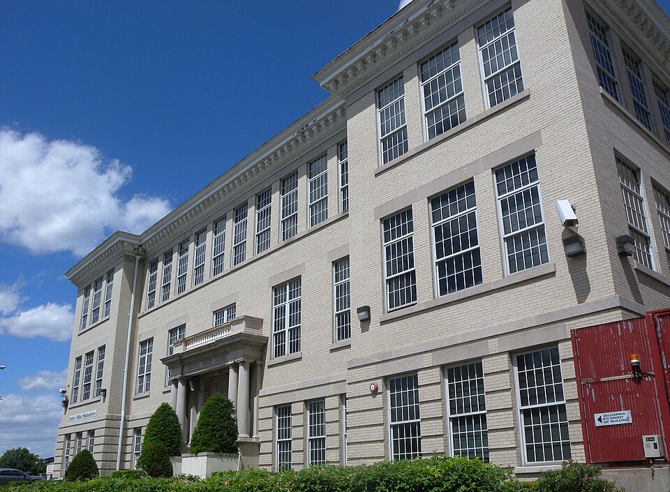 Yonkers — manufacturer and distributor portals for local businesses