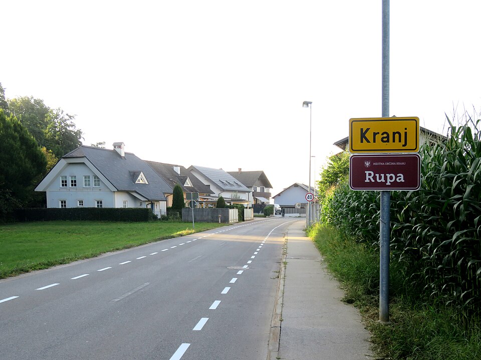 Kranj — custom e-commerce platforms for local businesses