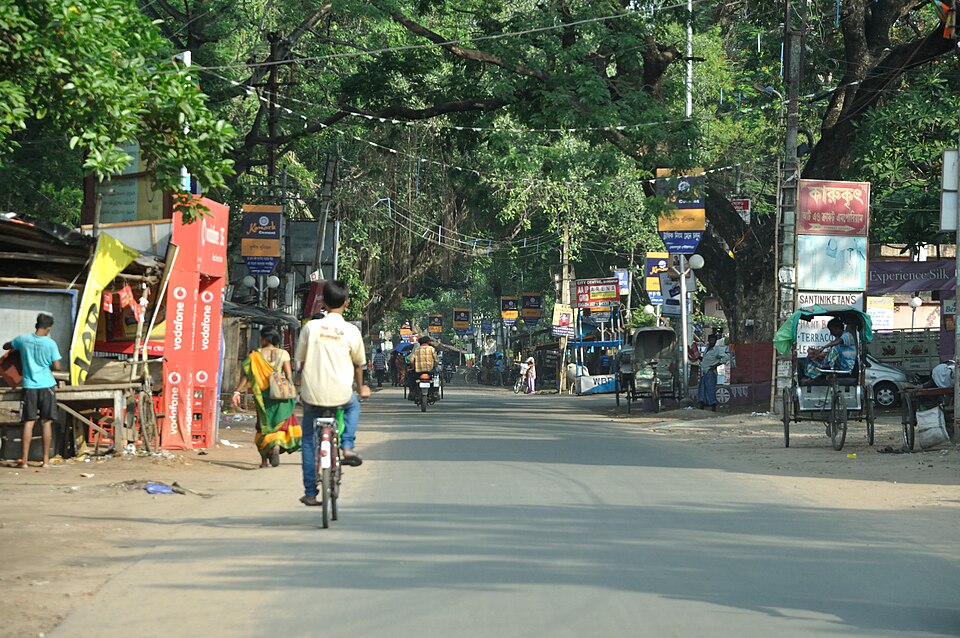 Bolpur (Santiniketan) — local market for custom e-commerce platforms