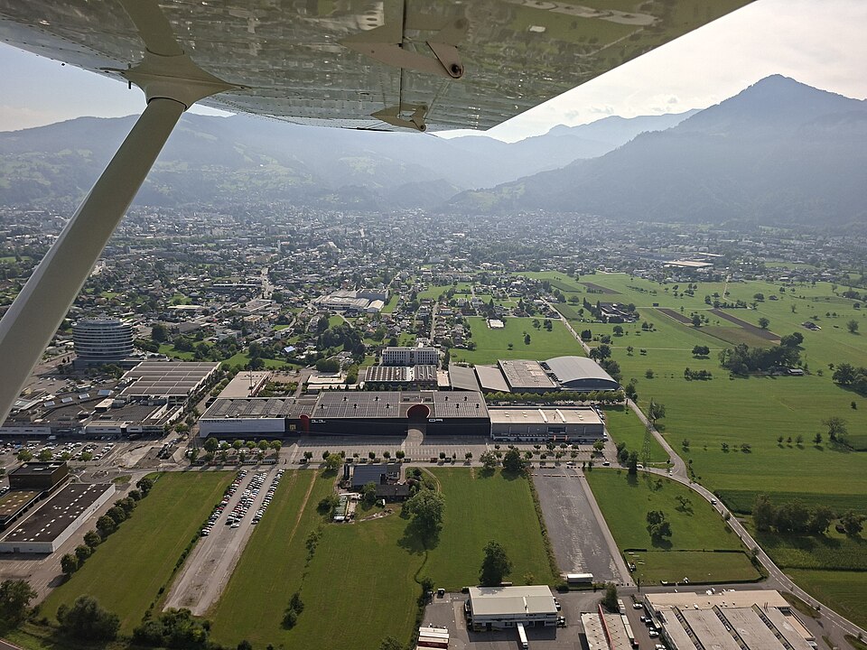 Dornbirn — multi-vendor marketplaces for local businesses