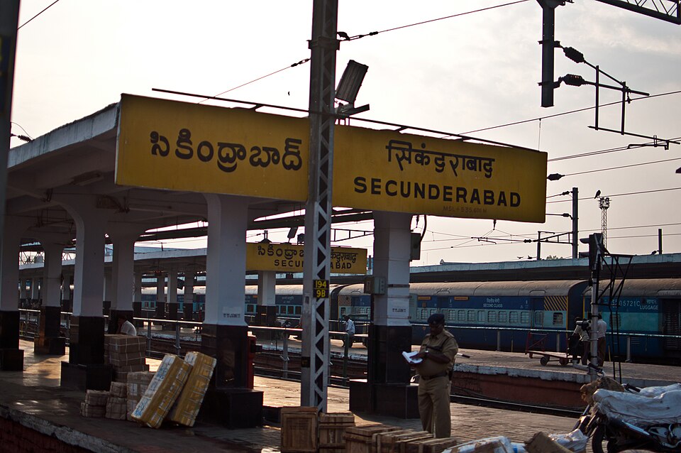 Secunderabad — international and multi-region stores for local businesses