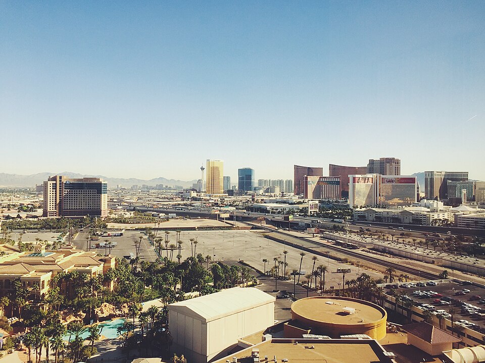 Las Vegas — manufacturer and distributor portals for local businesses