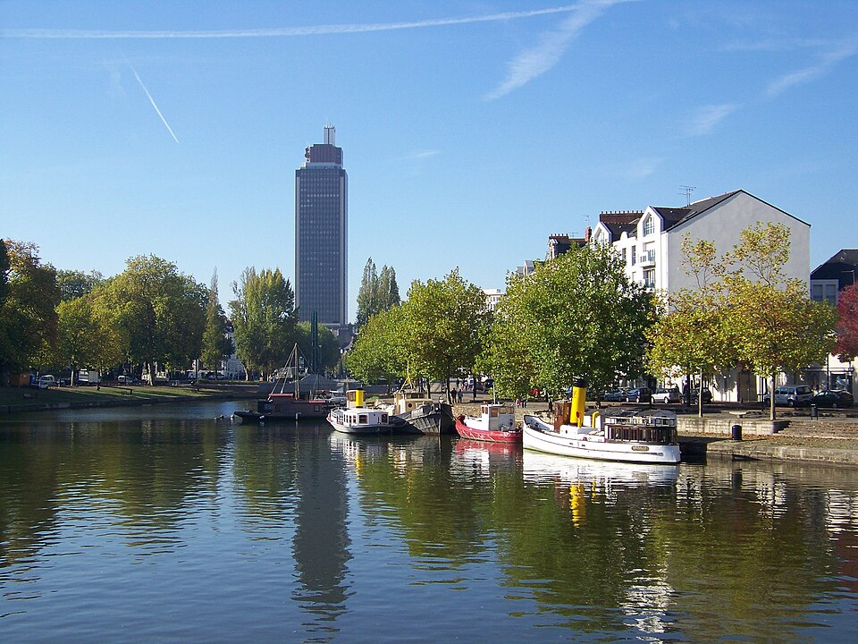 Nantes — local market for B2B and wholesale portals