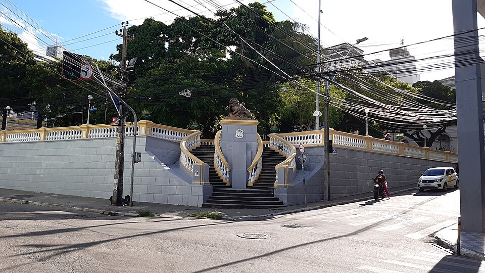 Fortaleza — local market for service booking platforms