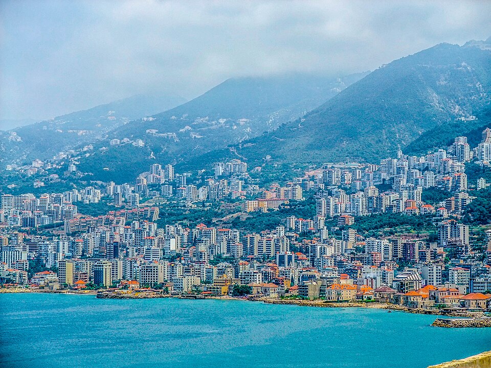 Jounieh — local market for online stores