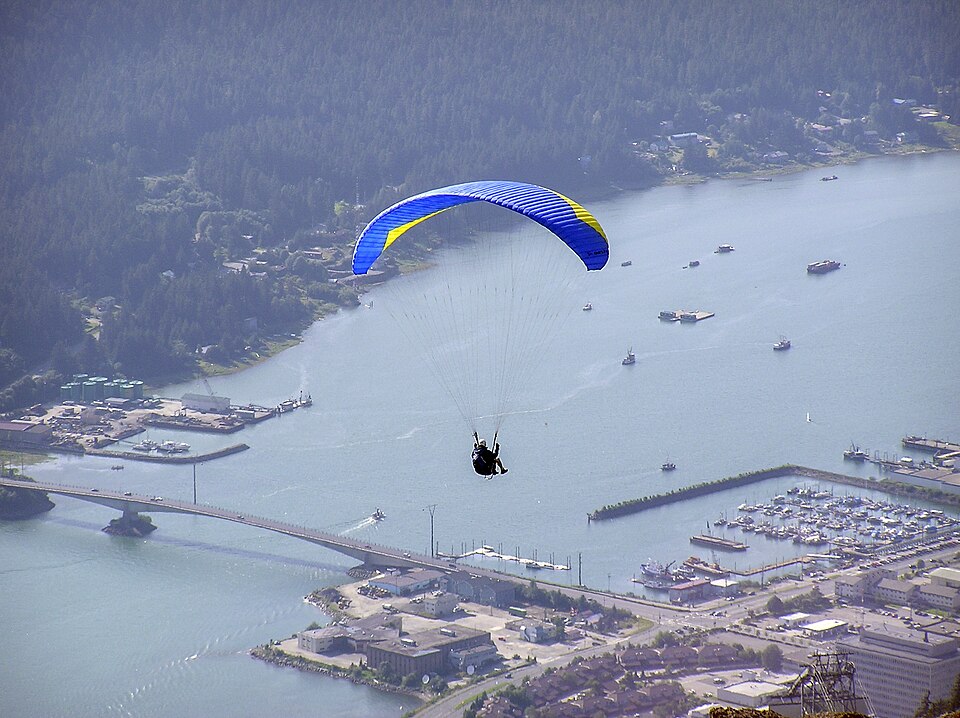 Juneau — service booking platforms for local businesses