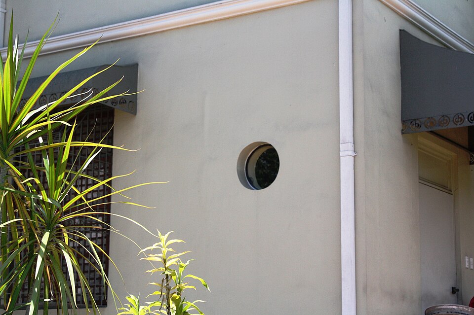 Makati — manufacturer and distributor portals for local businesses
